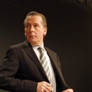 Arcandor-Chef Karl-Gerhard Eick sieht die Rettung seiner Karstadt-Filialen auf einem guten Weg. Arcandor-Chef Karl-Gerhard Eick sieht die Rettung seiner Karstadt-Filialen auf einem guten Weg.