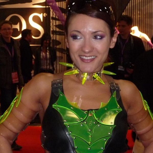 Jana Bach liebt die Abwechslung vor der Kamera.