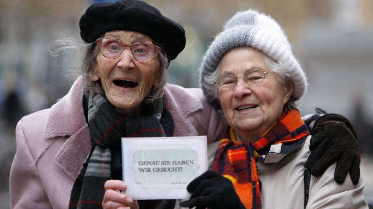 Seniorinnen werben fürs Ehrenamt. (Foto)