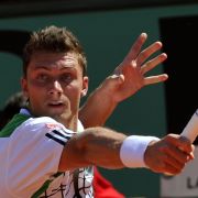 Daniel Brands misst 1,96 Meter. Daniel Brands misst 1,96 Meter.