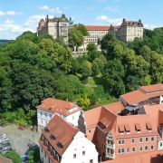 P wie Pirna: Die Stadt ist bekannt als «Tor zur Sächsischen Schweiz». P wie Pirna: Die Stadt ist bekannt als «Tor zur Sächsischen Schweiz».