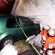Das Projektil konnte aus der linken Pobacke entfernt werden. Doch nichts mehr zu machen war für den 88-jährigen Neuseeländer, der in seinem eigenen Bett von einem Auto totgefahren wurde. Das Projektil konnte aus der linken Pobacke entfernt werden. Doch nichts mehr zu machen war für den 88-jährigen Neuseeländer, der in seinem eigenen Bett von einem Auto totgefahren wurde.