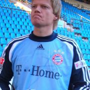 Ob dieses Oli-Kahn-Double so gut Fußball spielt wie das Original, weiß man nicht, ... Ob dieses Oli-Kahn-Double so gut Fußball spielt wie das Original, weiß man nicht, ...