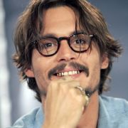 ...schließlich fahren viele auf den Schauspieler Johnny Depp ab. ...schließlich fahren viele auf den Schauspieler Johnny Depp ab.