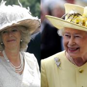 ... und dabei versuchen, auszusehen wie Camilla Parker Bowles und die Queen. ... und dabei versuchen, auszusehen wie Camilla Parker Bowles und die Queen.