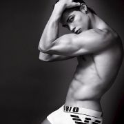 Cristiano Ronaldo ist der teuerste Fußballer der Welt. Cristiano Ronaldo ist der teuerste Fußballer der Welt.