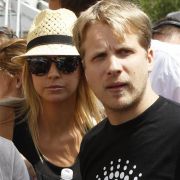 Für Bild.de sollten Oliver Pocher und Sandy Meyer-Wölden eigentlich von der Loveparade 2010 berichten. Für Bild.de sollten Oliver Pocher und Sandy Meyer-Wölden eigentlich von der Loveparade 2010 berichten.