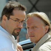 Jan Josef Liefers spielt den unerträglichen Chef Professor Karl-Friedrich Boerne. Jan Josef Liefers spielt den unerträglichen Chef Professor Karl-Friedrich Boerne.