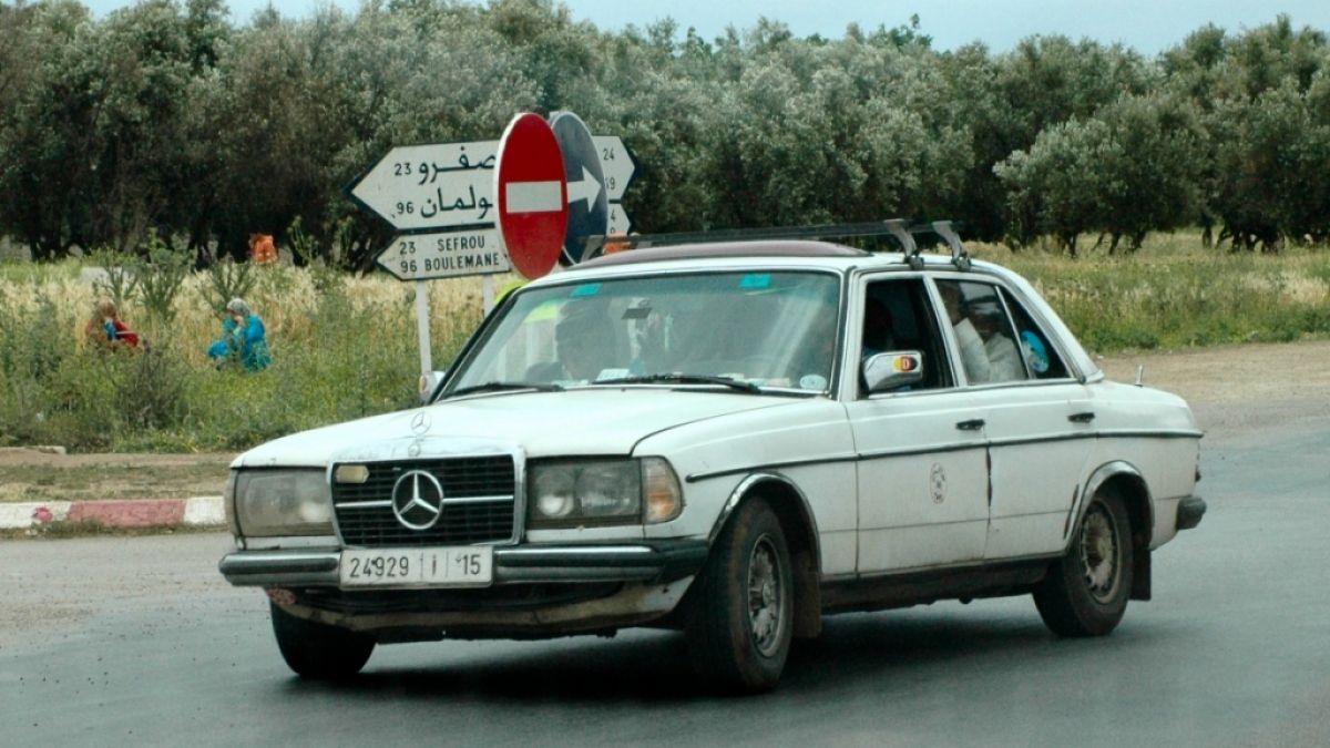 Die meisten Sammeltaxis in Marokko sind Mercedes W123, denn sie fahren, fahren, fahren. (Foto)