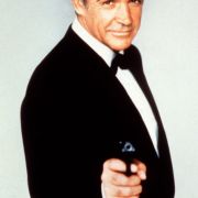Kann es ein größeres Kompliment für einen Mann geben als die Bezeichnung Ur-Bond? Kann es ein größeres Kompliment für einen Mann geben als die Bezeichnung Ur-Bond?