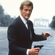 Der Engländer war schon bekannt, bevor er 1973 erstmals als James Bond über die Leinwände hechtete. Der Engländer war schon bekannt, bevor er 1973 erstmals als James Bond über die Leinwände hechtete.