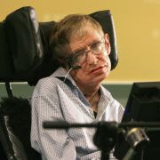 Er ist wohl der renommierteste Wissenschaftler mit Behinderung:Der britische Astrophysiker Stephen Hawking leidet unter einer Erkrankung des Nervensystems. Er ist wohl der renommierteste Wissenschaftler mit Behinderung:Der britische Astrophysiker Stephen Hawking leidet unter einer Erkrankung des Nervensystems.