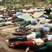 Die Panik vor Sekten wurde unter anderem durch die Massenselbstmorde geschürt. Der erste bekannte Fall fand 1978 in Guyana statt. Die Panik vor Sekten wurde unter anderem durch die Massenselbstmorde geschürt. Der erste bekannte Fall fand 1978 in Guyana statt.