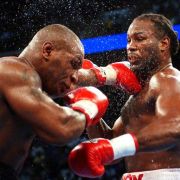 Mike Tyson vs. Lennox Lewis, 8. Juni 2002 in Memphis (USA) Mike Tyson vs. Lennox Lewis, 8. Juni 2002 in Memphis (USA)