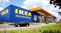 Was wäre Schweden ohne Ikea? Genau, nur ein Land mit sehr viel Wald. Und deswegen kann das klischeegeschwängerte Verarschung auch nicht ohne Ikea auskommen. Im Buch heißt der Konzern allerdings Ukea und....