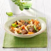 Penne mit Lamm-Möhren-Ragout Penne mit Lamm-Möhren-Ragout