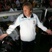 Bernd Schuster (zur Zeit ohne Verein) Bernd Schuster (zur Zeit ohne Verein)
