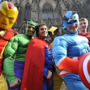 Sie könnten beispielsweise die Stunde nutzen, um endlich Ihre angestrebte Karriere als Superheld zu starten. Superhelden brauchen Zeit - und die haben Sie nun! 60 Minuten und die Dunkelheit - los geht es. Sie könnten beispielsweise die Stunde nutzen, um endlich Ihre angestrebte Karriere als Superheld zu starten. Superhelden brauchen Zeit - und die haben Sie nun! 60 Minuten und die Dunkelheit - los geht es.