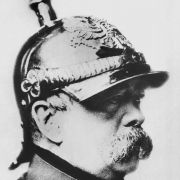 Was waren das noch Zeiten, als Otto von Bismarck in einen der ersten Phonographen sprach. Was waren das noch Zeiten, als Otto von Bismarck in einen der ersten Phonographen sprach.