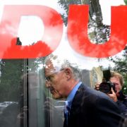 Die politische Zukunft des nordrhein-westfälischen Ministerpräsidenten Jürgen Rüttgers ist ungewiss. Die politische Zukunft des nordrhein-westfälischen Ministerpräsidenten Jürgen Rüttgers ist ungewiss.