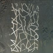 Ähnlich mysteriös geht es in der Wüste Gobi in Nordchina zu. Seltsame Muster auf den Satellitenaufnahmen von Google Earth sorgten für Rätselraten. Außerirdische? Geheime chinesische Militäranlagen? Oder einfach nur ein Kartenfehler? Ähnlich mysteriös geht es in der Wüste Gobi in Nordchina zu. Seltsame Muster auf den Satellitenaufnahmen von Google Earth sorgten für Rätselraten. Außerirdische? Geheime chinesische Militäranlagen? Oder einfach nur ein Kartenfehler?