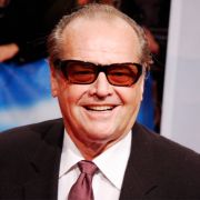 Der meistnominierte Mann, der dann auch tatsächlich gewonnen hat, ist Jack Nicholson. Zwölf Mal hatte er Chancen auf einen Oscar. Und mit drei Gewinnen hat er auch die zweitmeisten Oscars zuhause stehen. Der meistnominierte Mann, der dann auch tatsächlich gewonnen hat, ist Jack Nicholson. Zwölf Mal hatte er Chancen auf einen Oscar. Und mit drei Gewinnen hat er auch die zweitmeisten Oscars zuhause stehen.
