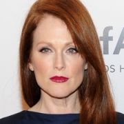 1998 wurde Julianne Moore zum ersten Mal für einen Oscar als beste Nebendarstellerin nominiert für ihre Rolle in Boogie Nights. 1998 wurde Julianne Moore zum ersten Mal für einen Oscar als beste Nebendarstellerin nominiert für ihre Rolle in Boogie Nights.