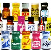 Platz 19: Amylnitrite, besser bekannt als Poppers, gehören seit den 1970er Jahren zu den beliebtesten Schnüffeldrogen. Ursprünglich handelte es sich um ein legales Herzmedikament. Der Verkauf von Poppers als Aphrodisiakum ist allerdings verboten. Platz 19: Amylnitrite, besser bekannt als Poppers, gehören seit den 1970er Jahren zu den beliebtesten Schnüffeldrogen. Ursprünglich handelte es sich um ein legales Herzmedikament. Der Verkauf von Poppers als Aphrodisiakum ist allerdings verboten.