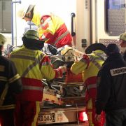 Platz 6: Ketamine werden wegen ihrer schmerzstillenden Wirkung vor allem in der Notfallmedizin eingesetzt. Bei ihnen handelt es sich aber um starke Halluzinoge, die stark bewusstseinsverändernd sind, zu Horrortrips und Psychosen führen. Platz 6: Ketamine werden wegen ihrer schmerzstillenden Wirkung vor allem in der Notfallmedizin eingesetzt. Bei ihnen handelt es sich aber um starke Halluzinoge, die stark bewusstseinsverändernd sind, zu Horrortrips und Psychosen führen.