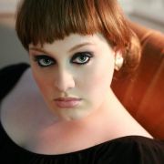 In den USA war es auch, wo Adele auf Sarah Palin traf. In den USA war es auch, wo Adele auf Sarah Palin traf.
