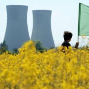 Super-Gau: Das Risiko für einen katastrophalen Reaktorunfall ist Mainzer Forschern zufolge größer als angenommen. Mit dem momentanen Bestand an Atomkraftwerken könne es etwa einmal in zehn bis 20 Jahren einen Gau geben. Super-Gau: Das Risiko für einen katastrophalen Reaktorunfall ist Mainzer Forschern zufolge größer als angenommen. Mit dem momentanen Bestand an Atomkraftwerken könne es etwa einmal in zehn bis 20 Jahren einen Gau geben.