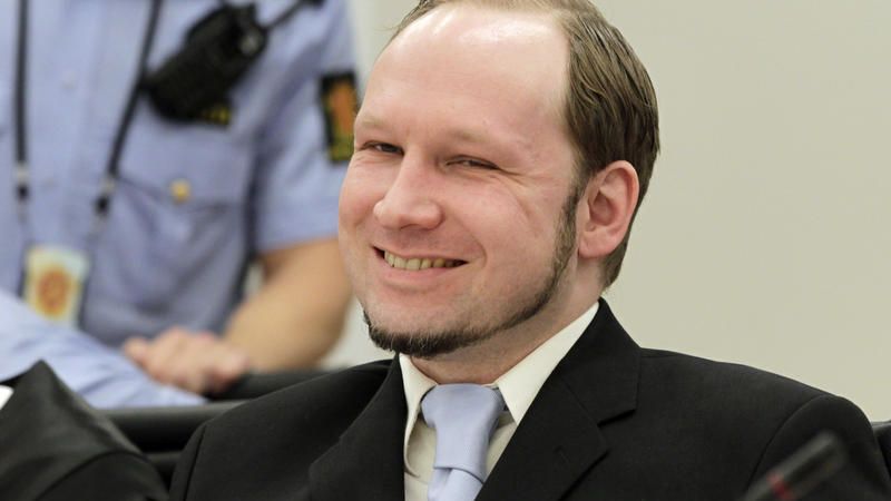 Anders Behring Breivik im Gericht (Foto)