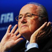 Mein Name ist Hase, ich weiß von nichts. Fifa-Boss Sepp Blatter steht immer wieder im Kreuzfeuer der öffentlichen Kritik. Mein Name ist Hase, ich weiß von nichts. Fifa-Boss Sepp Blatter steht immer wieder im Kreuzfeuer der öffentlichen Kritik.
