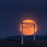 Ein Hotel auf dem Mond? Ein Hotel auf dem Mond?