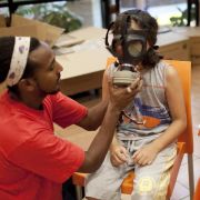 International wird die Befürchtung geäußert, Assad könnte Chemiewaffen gegen die Aufständischen einsetzen. International wird die Befürchtung geäußert, Assad könnte Chemiewaffen gegen die Aufständischen einsetzen.