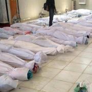Bei einem Massaker im Ort Al-Hula am 25. Mai 2012 kommen mehr als 100 Zivilisten ums Leben. Für die Bluttat werden regierungstreue Soldaten verantwortlich gemacht. Bei einem Massaker im Ort Al-Hula am 25. Mai 2012 kommen mehr als 100 Zivilisten ums Leben. Für die Bluttat werden regierungstreue Soldaten verantwortlich gemacht.