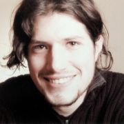 Mit mindestens zwölf Schüssen töteten Ende April 2009 zwei Regensburger Polizisten den Musikstudenten Tennessee Eisenberg. Mit mindestens zwölf Schüssen töteten Ende April 2009 zwei Regensburger Polizisten den Musikstudenten Tennessee Eisenberg.