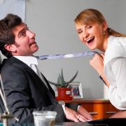 Ein Fünftel aller deutschen Männer hatte schon Sex am Arbeitsplatz, 15 Prozent sogar öfter als zehn Mal. Ein Fünftel aller deutschen Männer hatte schon Sex am Arbeitsplatz, 15 Prozent sogar öfter als zehn Mal.
