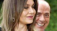 Dennoch führte der Skandal zu öffentlichen Zerwürfnis mit Berlusconis Ehefrau Varonica Lario, die wegen seiner Schwäche für junge Frauen die Scheidung einreichte.