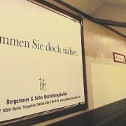 Tödliche Werbung? Wenn Bestatter innovativ sein wollen, kann das gründlich daneben gehen. Tödliche Werbung? Wenn Bestatter innovativ sein wollen, kann das gründlich daneben gehen.