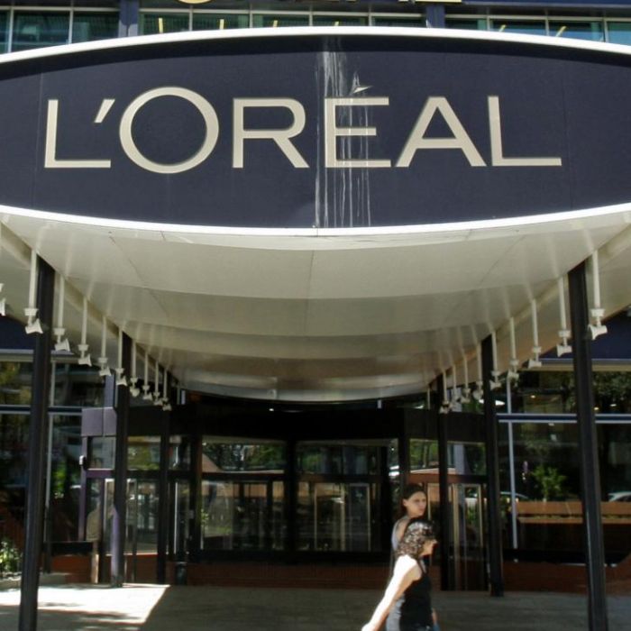 Der Kosmetikhersteller L'Oreal muss seine Werbung für ein Herrenwaschgel anpassen (Symbolfoto)