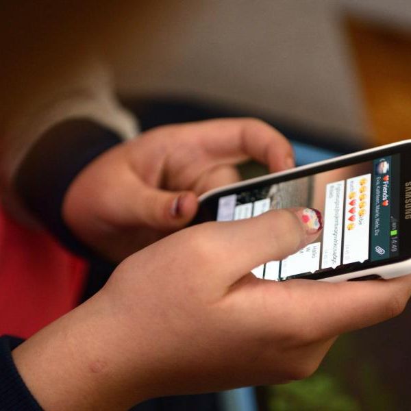 Familienvater verführt 12-Jährige per Chat zum Sex Familienvater verführt 12-Jährige per Chat zum Sex (Foto)