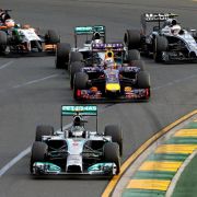 Sie sehen nicht nur anders aus, sie klingen auch anders: die neuen Formel-1-Boliden. Sie sehen nicht nur anders aus, sie klingen auch anders: die neuen Formel-1-Boliden.