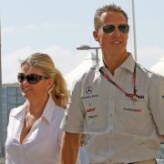 Medienberichten zufolge lässt Corinna Schumacher die Villa am Comer See zur Krankenstation umbauen. Medienberichten zufolge lässt Corinna Schumacher die Villa am Comer See zur Krankenstation umbauen.
