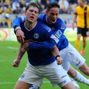 Bielefeld musste in der Relegation zur 2. Bundesliga zunächst in Darmstadt ran. Bielefeld musste in der Relegation zur 2. Bundesliga zunächst in Darmstadt ran.