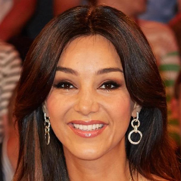 Verona Pooth lässt die Hüllen fallen Verona Pooth lässt die Hüllen fallen (Foto)