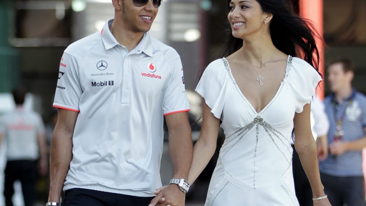 Nach dem Bianchi-Unfall gibt Nicole Scherzinger zu: Ich habe Angst um Lewis Hamilton. (Foto)