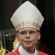 Bischof Franz-Peter Tebartz-van Elst hat für den größten Protz-Skandal in der Geschichte der deutschen Kirche gesorgt. Bischof Franz-Peter Tebartz-van Elst hat für den größten Protz-Skandal in der Geschichte der deutschen Kirche gesorgt.