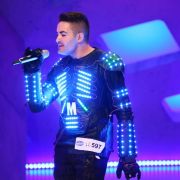 Menderes Bagci hat sich wieder etwas ganz Besonderes für DSDS 2015 einfallen lassen. Menderes Bagci hat sich wieder etwas ganz Besonderes für DSDS 2015 einfallen lassen.