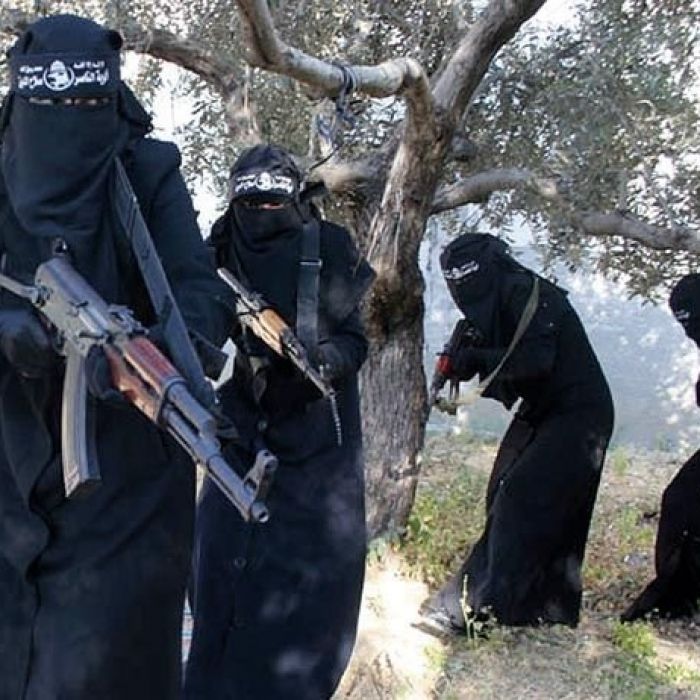Gruseliger Anblick: Bewaffnete ISIS-Kämpfer.